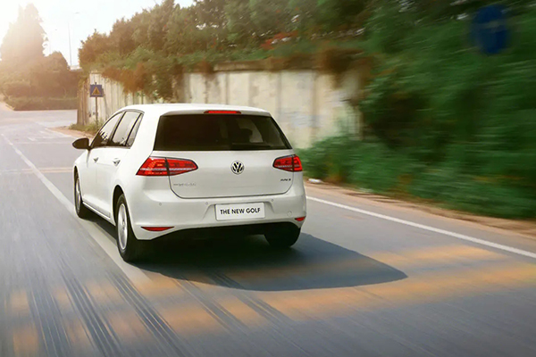 军人基本工资包括哪些构成部分及具体项目说明